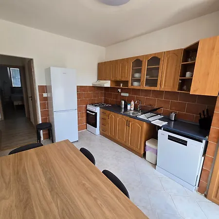 Apartmán Cozy Urban - 2br - Sleeps 6 - Near Old Town Bratislava
